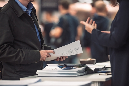 How to Qualify High-Value Leads on the Trade Show Floor