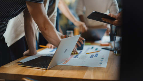 The Next Era of Sales-Tech: Balancing Seller Burnout and Buyer Demands