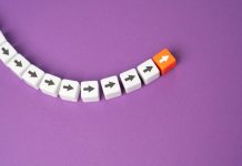 How to Break the Linear Sales Cycle and Accelerate Deal Velocity